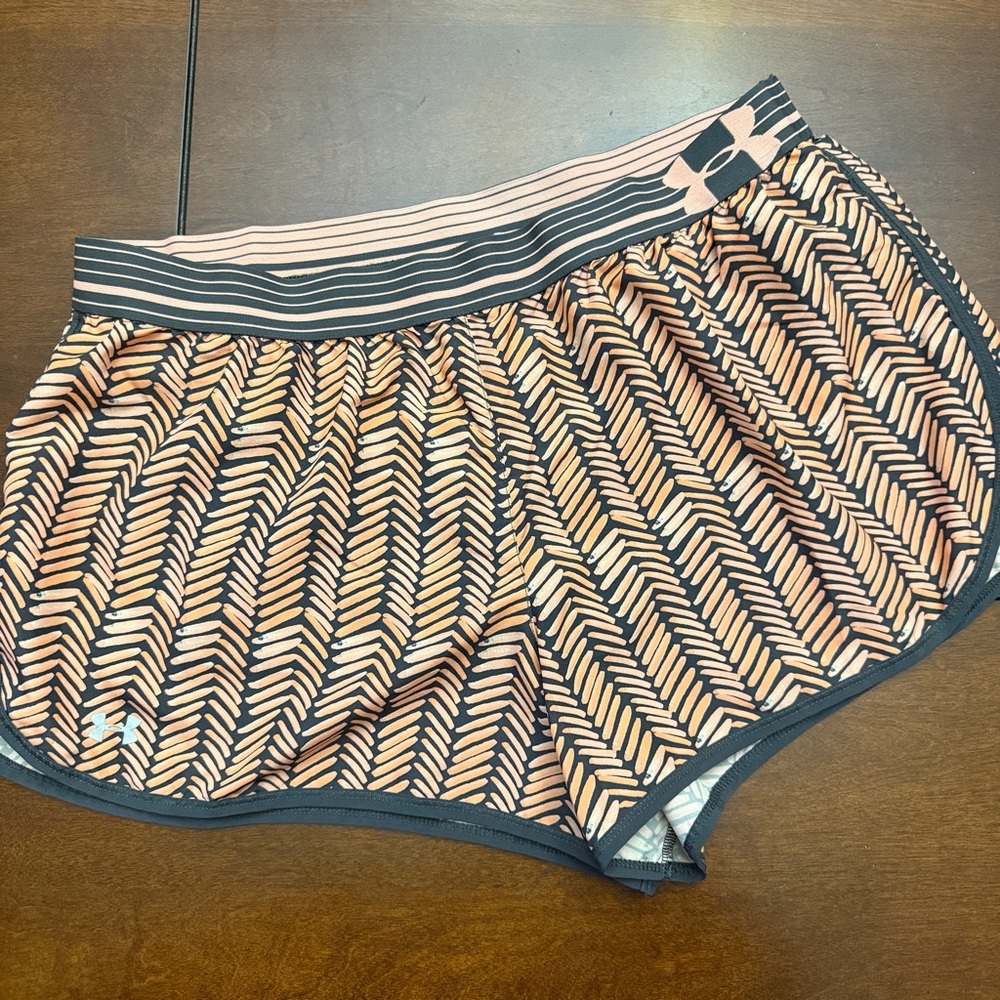 Under Armour Women's Chevron Patterned Shorts - Black and orange